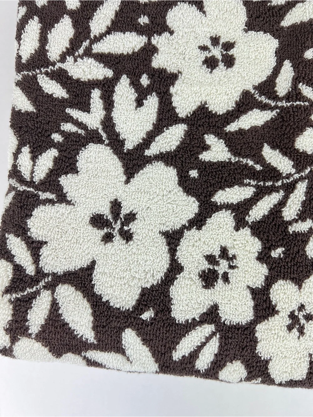 Loft by Loftex Bath Towels Bold Floral Brown Cream Soft 100% Cotton 2 Pc NEW